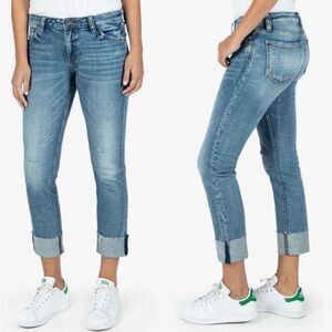 Kut from the Kloth Catherine Boyfriend Straight Leg Cuff Cropped Jean SZ 6
